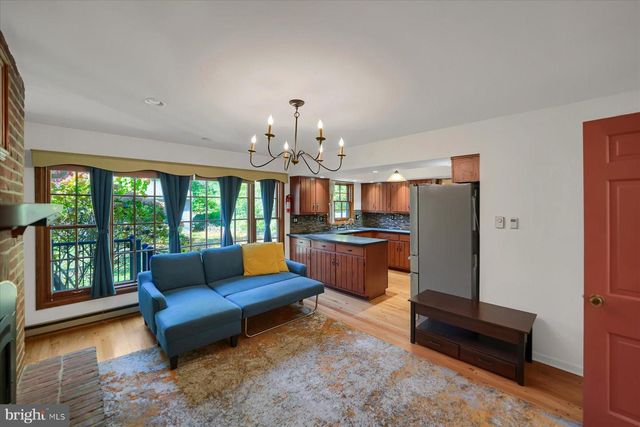 705 WESTERLY PKWY, State College, PA 16801