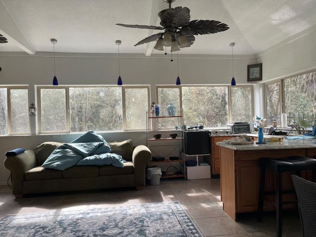 28108 Thornton Rd, Thornton, CA 95632