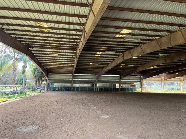 28108 Thornton Rd, Thornton, CA 95632