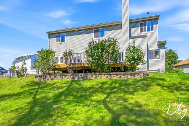 2671 Wildflower Court, Round Lake Beach, IL 60073