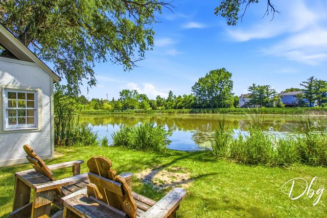 2671 Wildflower Court, Round Lake Beach, IL 60073