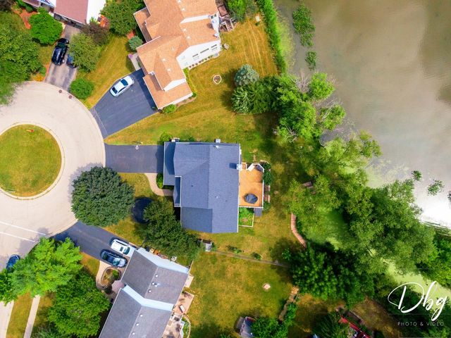 2671 Wildflower Court, Round Lake Beach, IL 60073