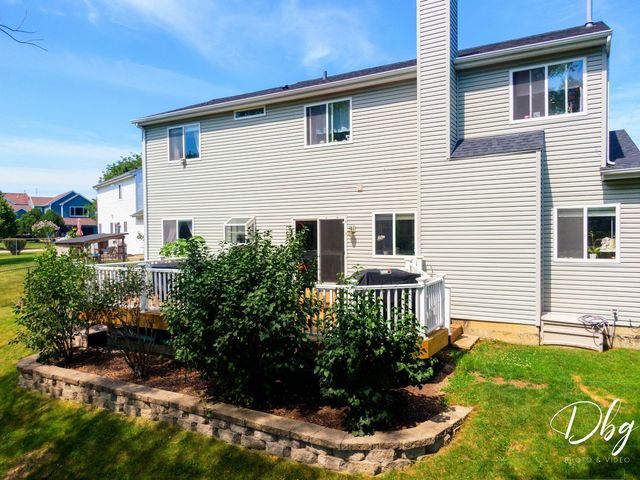 2671 Wildflower Court, Round Lake Beach, IL 60073