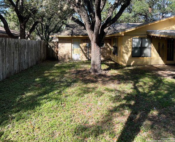 1404 inez, Beeville, TX 78102