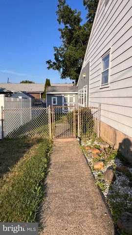 100 CALIFORNIA AVE, Hamilton, NJ 08619