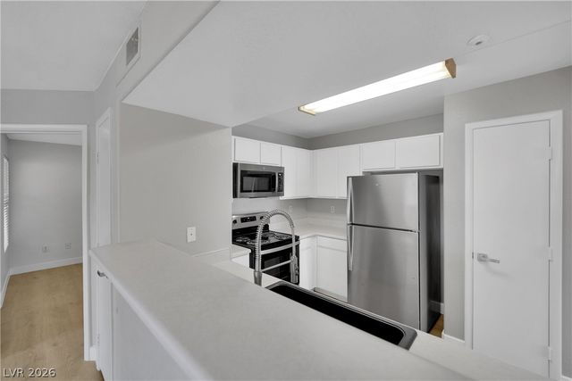 2300 East Silverado Ranch Boulevard 2113, Las Vegas, NV 89183