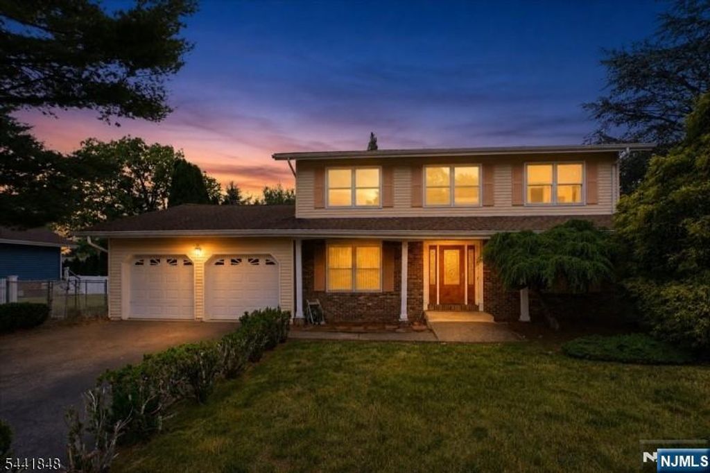 28 Amherst, Wayne, NJ 07470