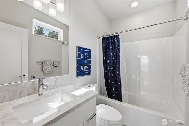 4033 129th Place SE, Bellevue, WA 98006