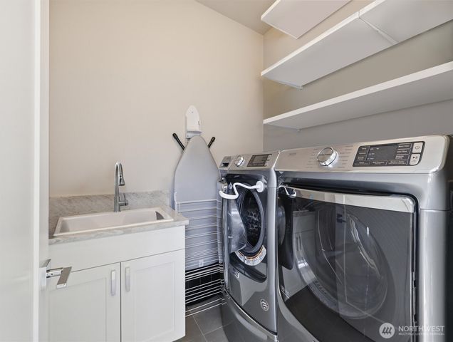 4033 129th Place SE, Bellevue, WA 98006