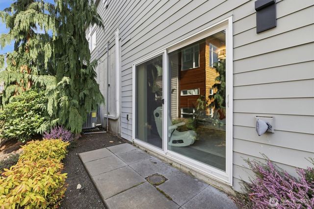 4033 129th Place SE, Bellevue, WA 98006