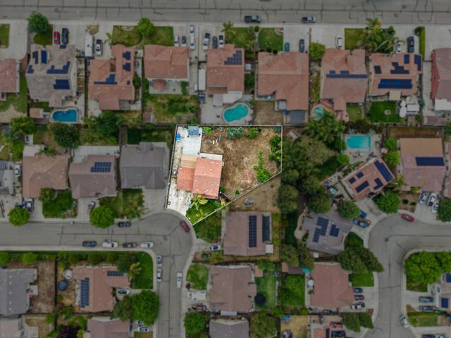 3931 E Hillcrest Avenue, Visalia, CA 93292