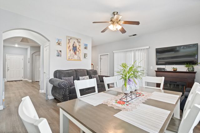 3931 E Hillcrest Avenue, Visalia, CA 93292