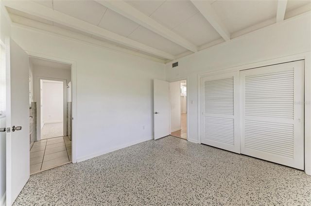 413 WHITFIELD AVENUE, Sarasota, FL 34243