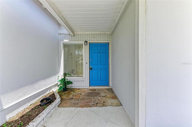 413 WHITFIELD AVENUE, Sarasota, FL 34243