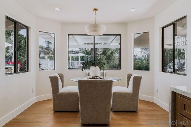 1451 Ventana Dr, Escondido, CA 92029