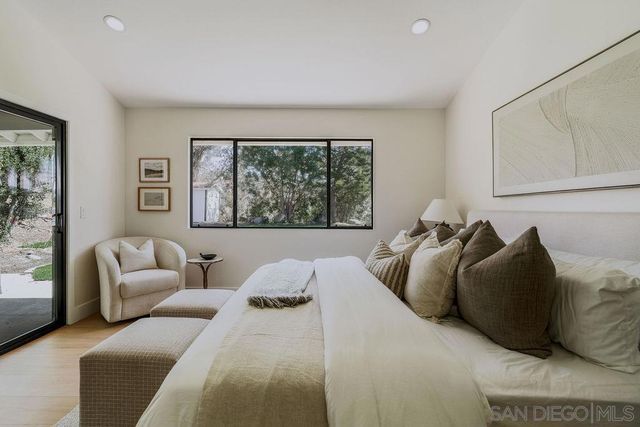 1451 Ventana Dr, Escondido, CA 92029