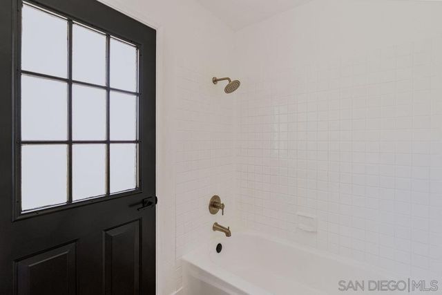 1451 Ventana Dr, Escondido, CA 92029