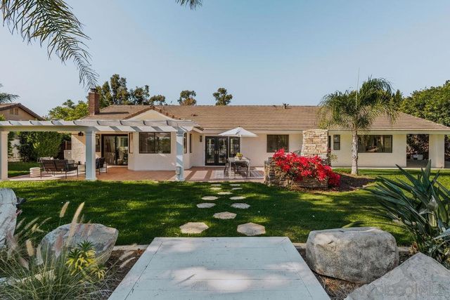 1451 Ventana Dr, Escondido, CA 92029