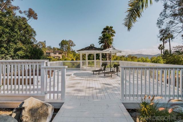 1451 Ventana Dr, Escondido, CA 92029