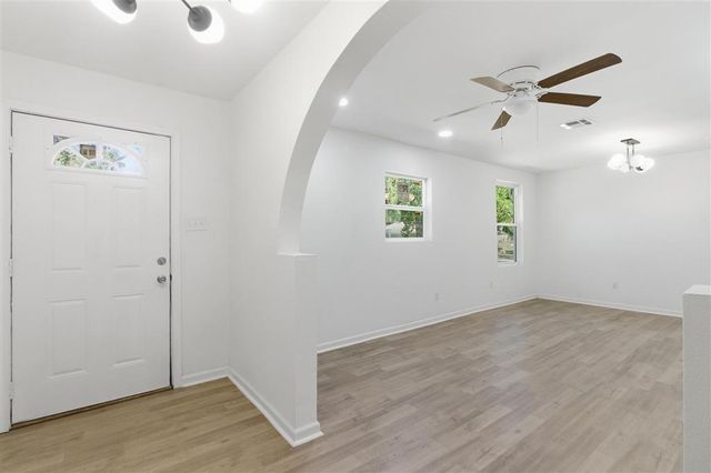 2312 Lilly Street, Lake Charles, LA 70601