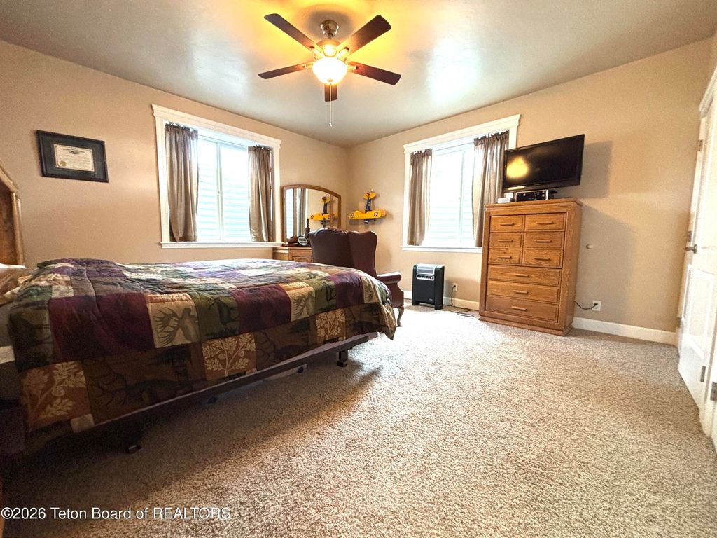 431 SHOOTING STAR Drive, Bedford, WY 83112 photo 20