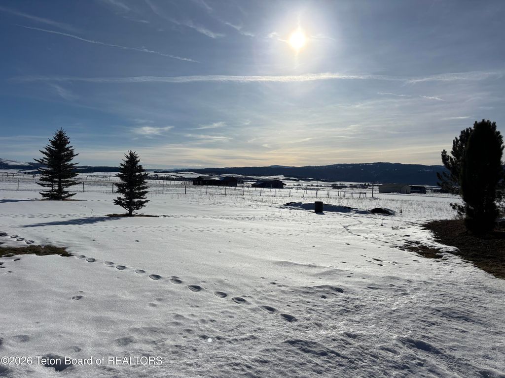 431 SHOOTING STAR Drive, Bedford, WY 83112 photo 33