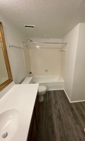 12735 Whittington Drive 05-074, Houston, TX 77077