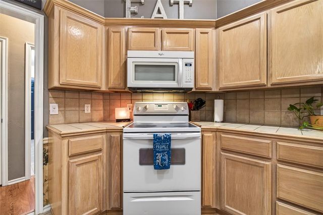 17412 Zinc Drive, Edmond, OK 73012