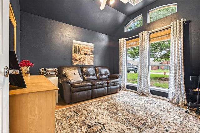 17412 Zinc Drive, Edmond, OK 73012