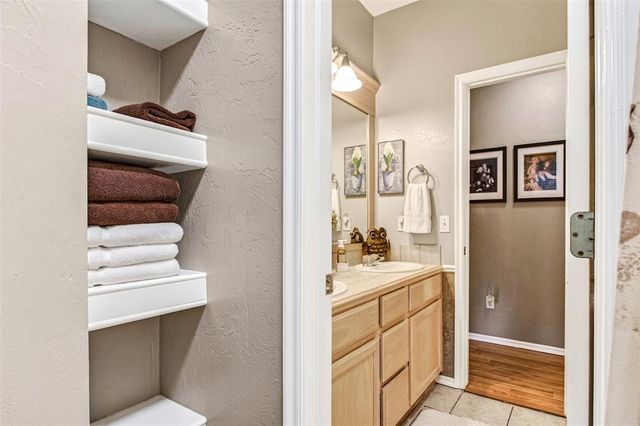 17412 Zinc Drive, Edmond, OK 73012