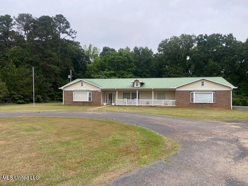 4425 Ms-178, Potts Camp, MS 38659