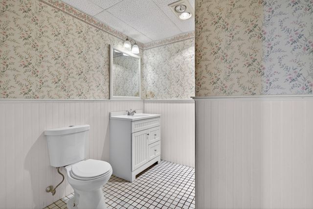 532 Hill St, Raynham, MA 02767