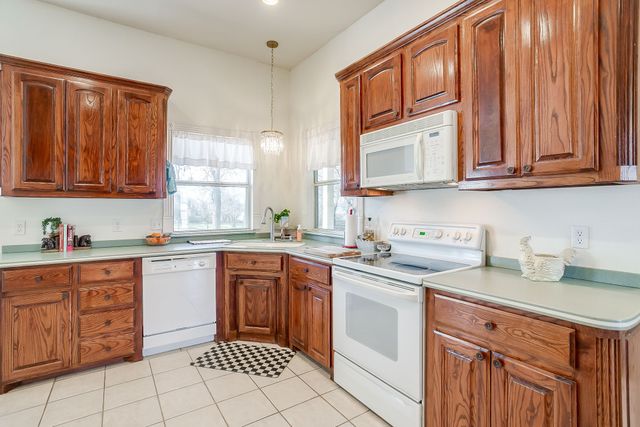 144 Howard Newby Lane, Springtown, TX 76082