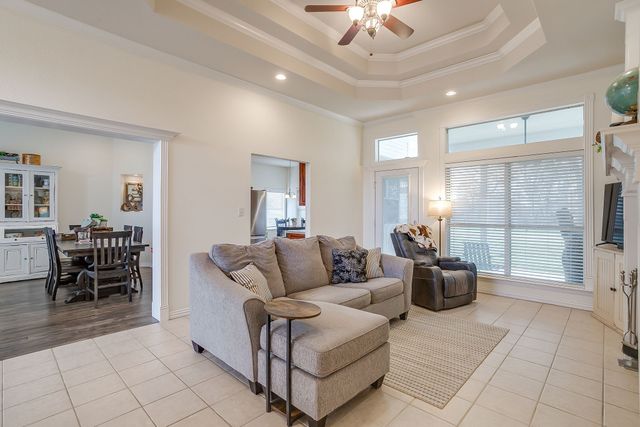 144 Howard Newby Lane, Springtown, TX 76082