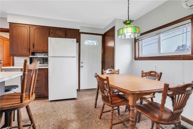 2101 Walnut Dr, Derry Twp, PA 15650