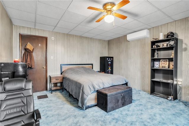 2101 Walnut Dr, Derry Twp, PA 15650