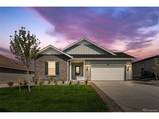 8664 S Quemoy St, Aurora, CO 80016