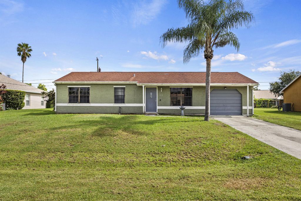 621 SW Stillman Avenue, Port St Lucie, FL 34953