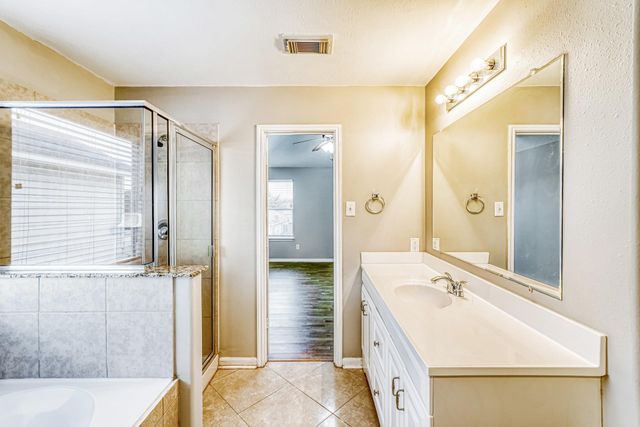 14022 Crestbourne Court, Houston, TX 77014