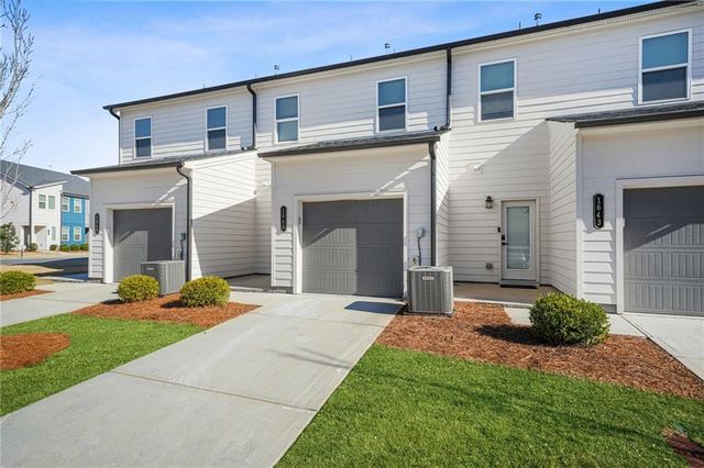 1645 Winpost NW Lane, Atlanta, GA 30318