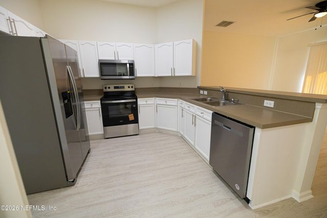 706 BONAPARTE Drive, Jacksonville, FL 32218