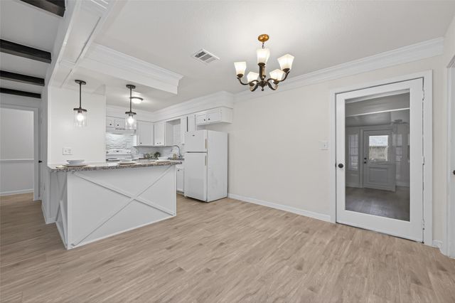 7718 Morley Street, Houston, TX 77061