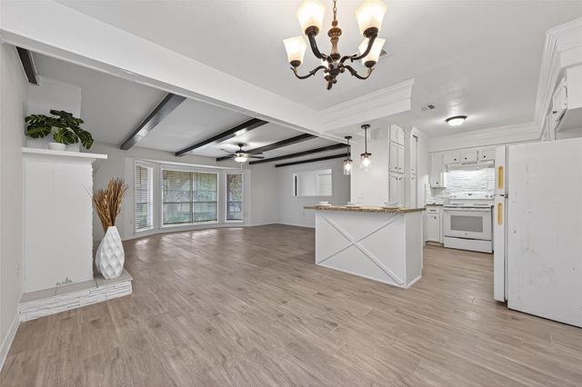 7718 Morley Street, Houston, TX 77061