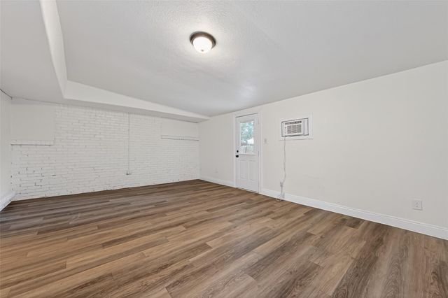 7718 Morley Street, Houston, TX 77061