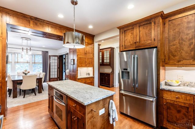 4061 Beechwood Avenue, Cincinnati, OH 45229