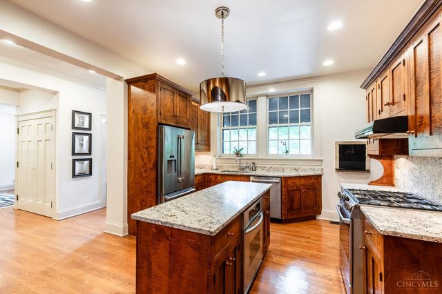 4061 Beechwood Avenue, Cincinnati, OH 45229