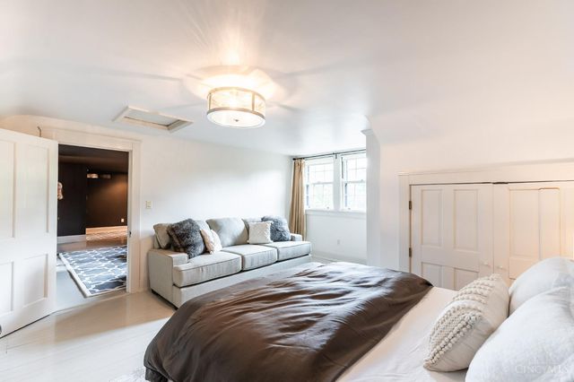 4061 Beechwood Avenue, Cincinnati, OH 45229