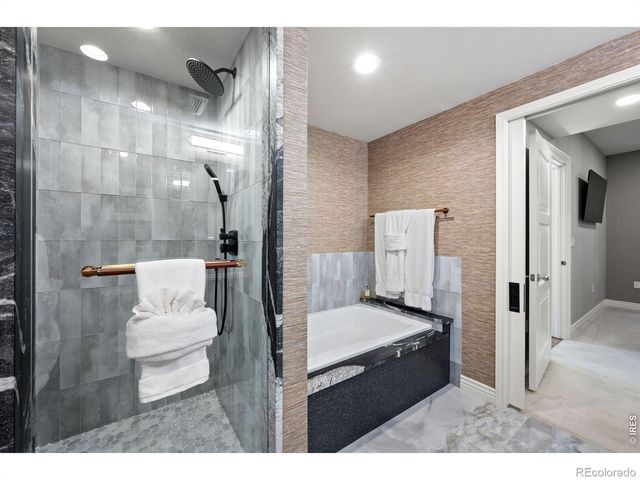 3601 Arapahoe Avenue 424, Boulder, CO 80303
