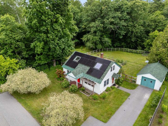 176 Brown's Court, Richmond, VT 05477