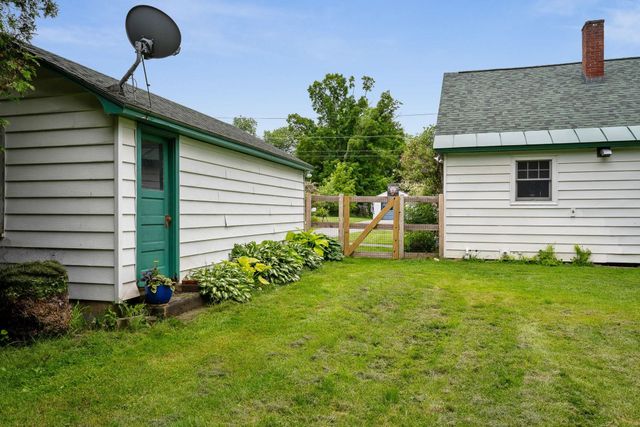 176 Brown's Court, Richmond, VT 05477